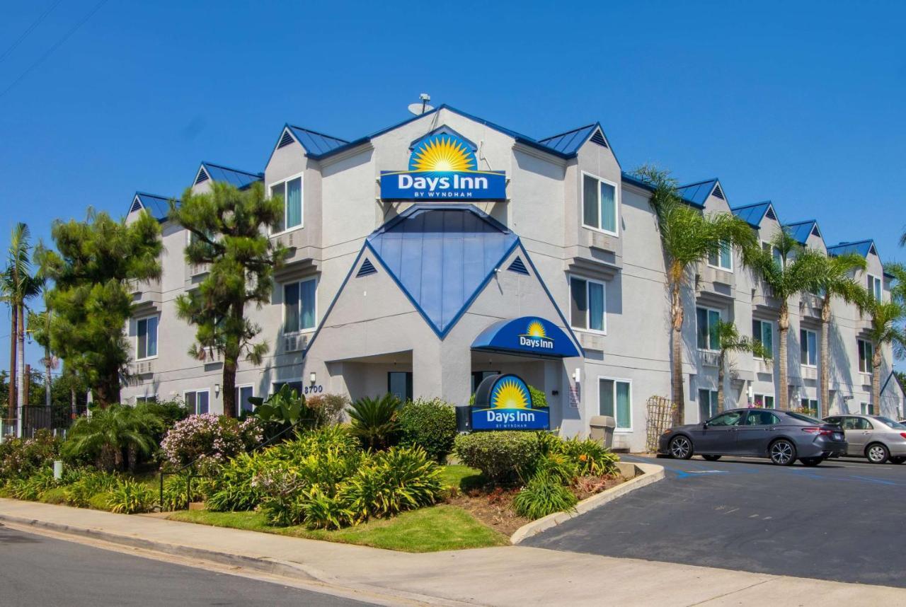 Days Inn By Wyndham Carlsbad Exterior photo